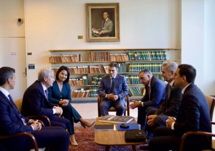 Paz se reúne con mandatarios de la región para coordinar acciones contra el crimen organizado
